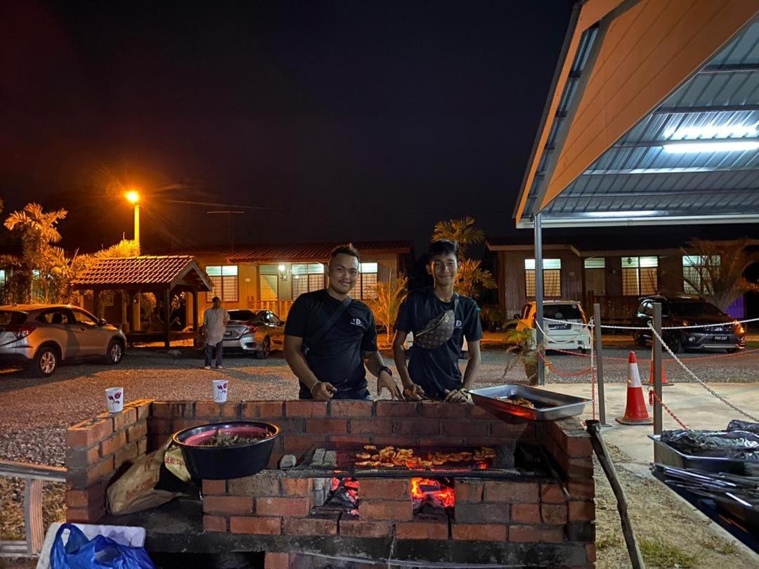 Tamteh Homestay Ayer Hitam المظهر الخارجي الصورة