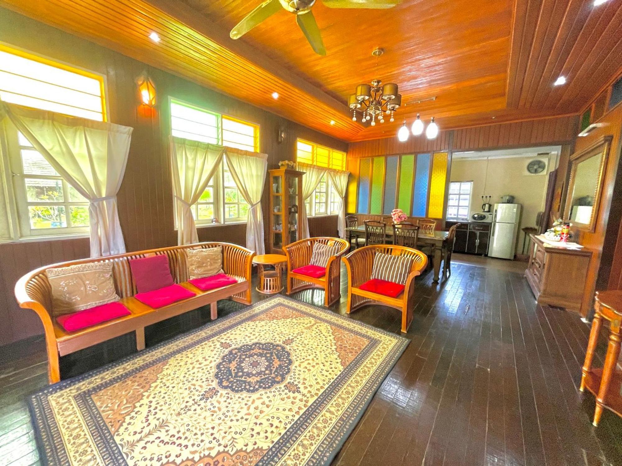 Tamteh Homestay Ayer Hitam المظهر الخارجي الصورة